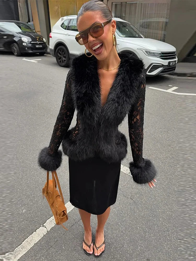veste dentelle en fourrure